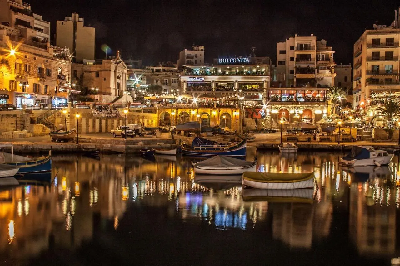 Marvellous Apartment With Valletta And Harbour Views Sliema