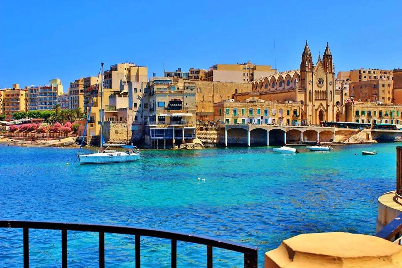 Marvellous Apartment With Valletta And Harbour Views Sliema