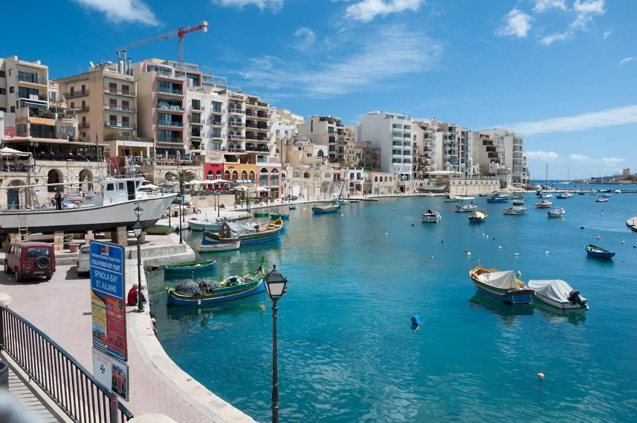 Marvellous Apartment With Valletta And Harbour Views Sliema Malta