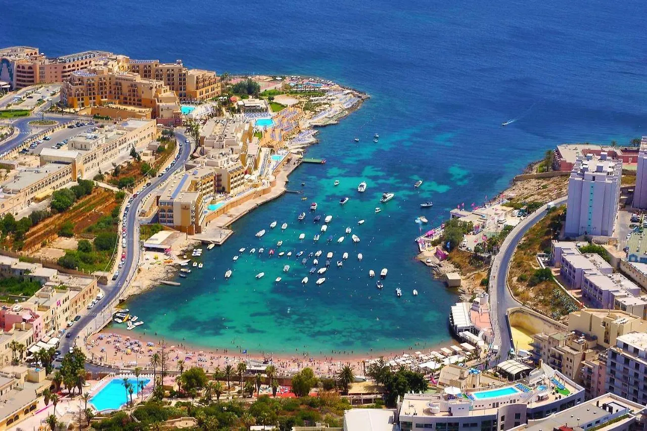 Marvellous Apartment With Valletta And Harbour Views Sliema