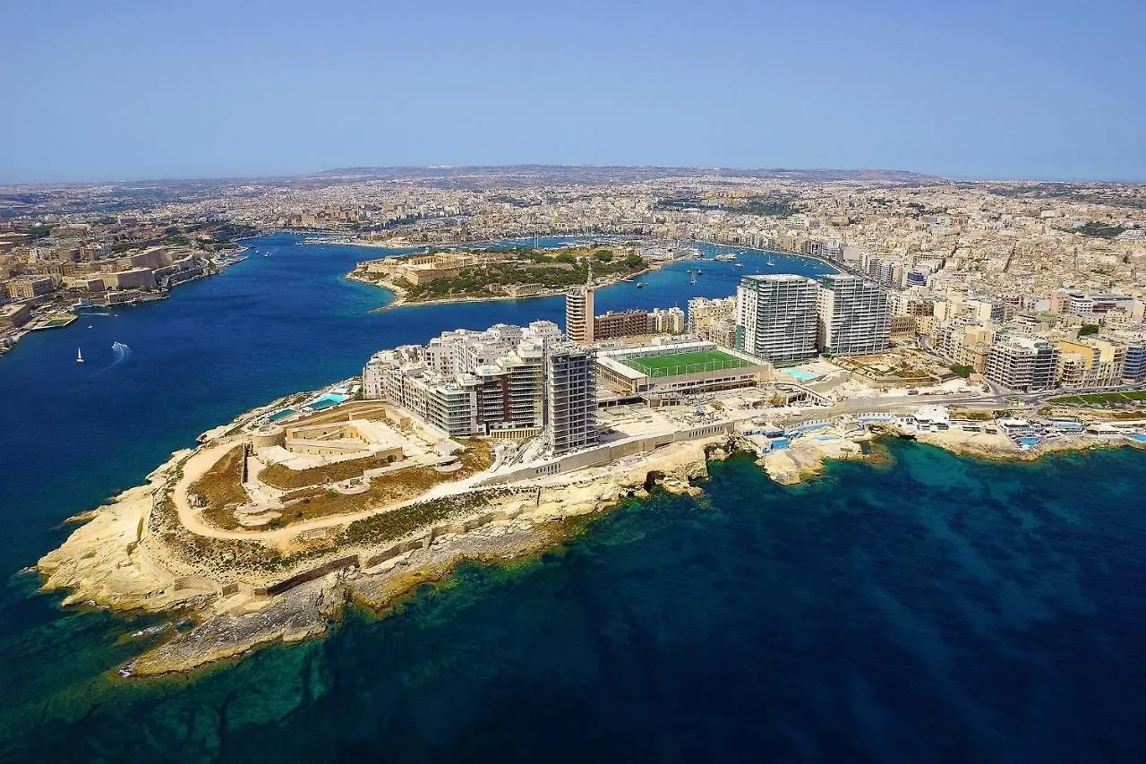 Marvellous Apartment With Valletta And Harbour Views Sliema