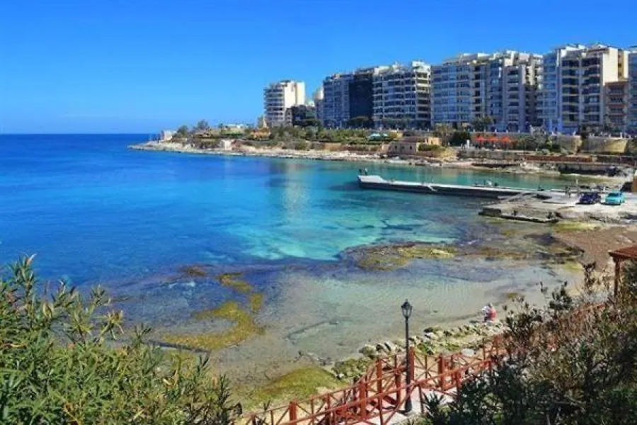 Marvellous Apartment With Valletta And Harbour Views Sliema Malta