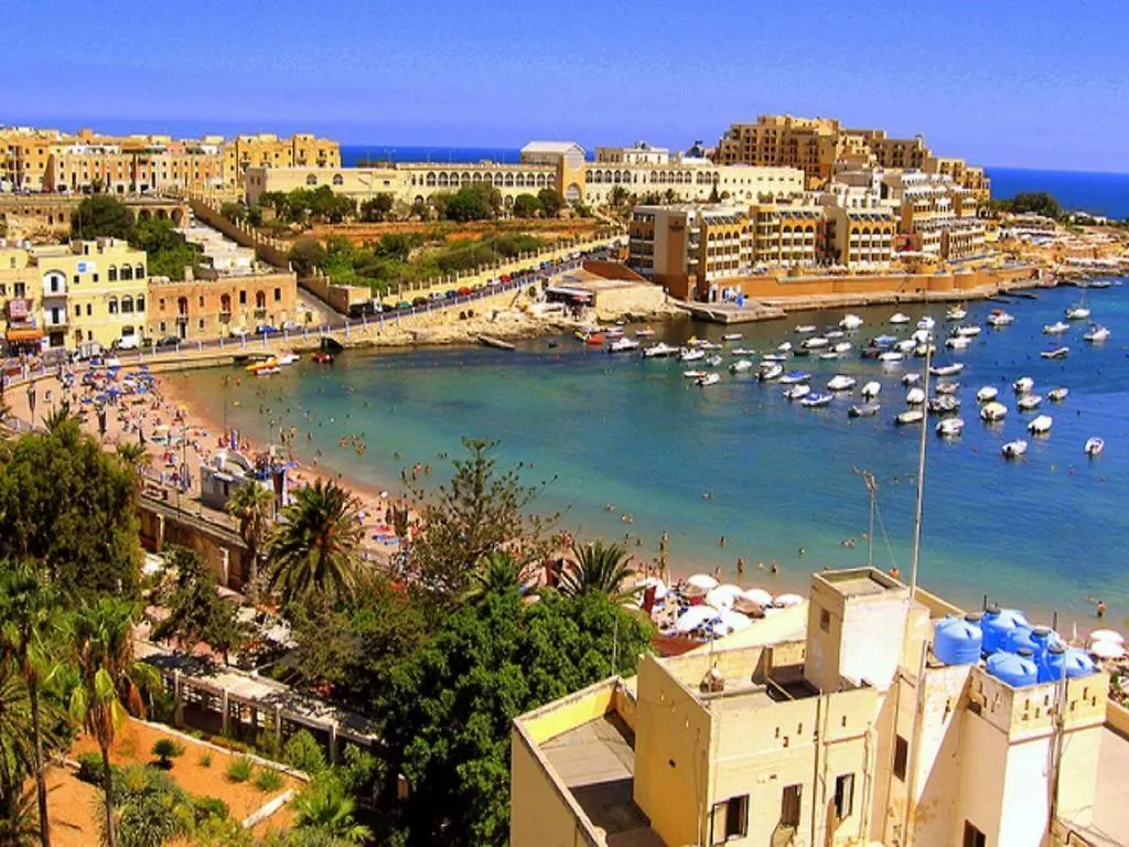 Marvellous Apartment With Valletta And Harbour Views Sliema